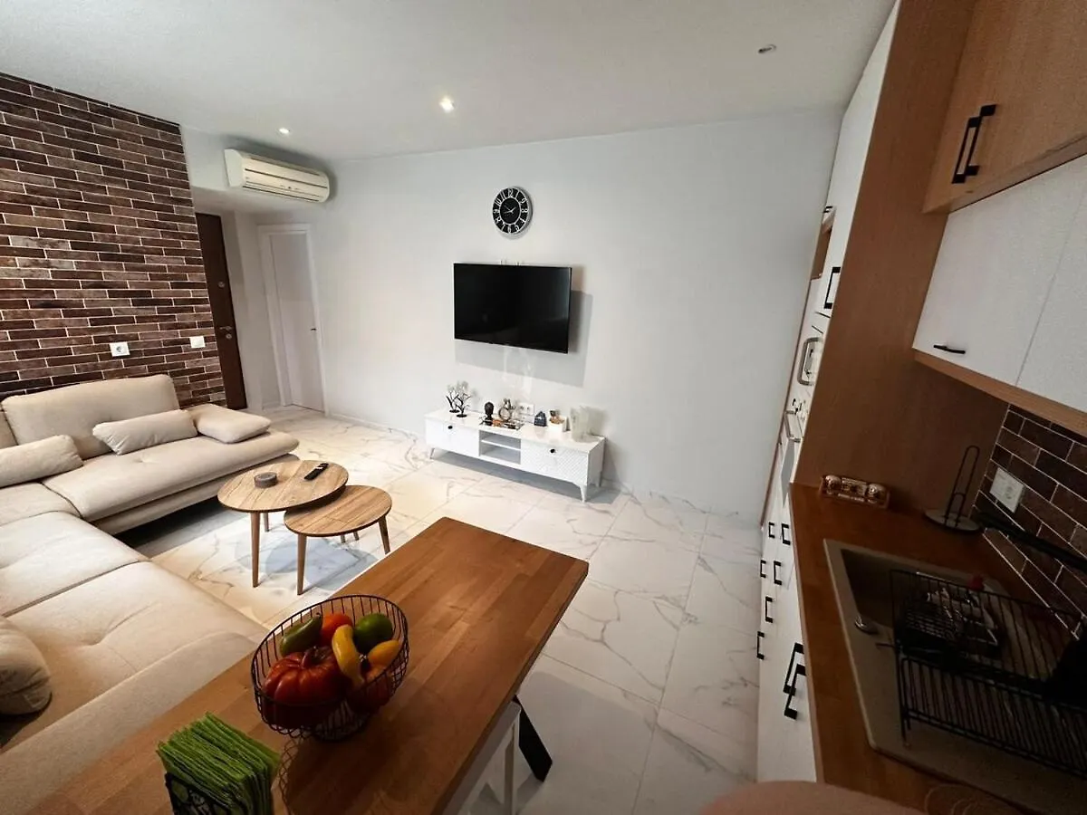 Artemis Guesthouse Gjirokastër